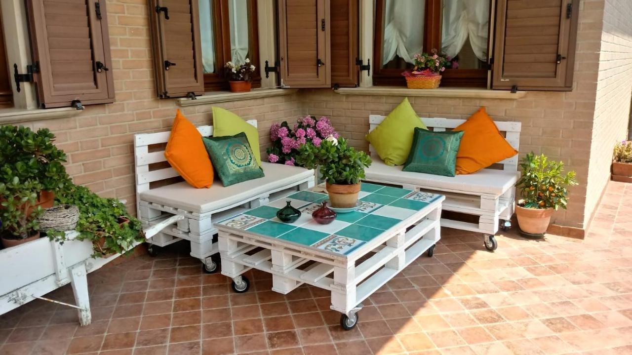 B&B Mikigio Mondavio Exterior foto